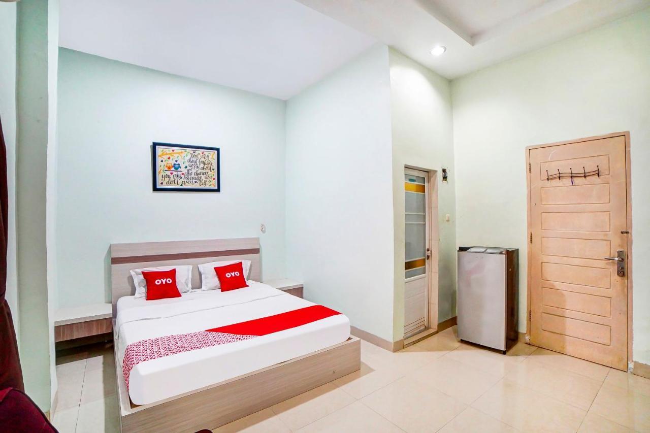 Hotel Oyo 91170 Ayahanda 2*